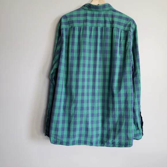 AE Athletic Fit Plaid Button Down Shirt - Picture 4 of 7